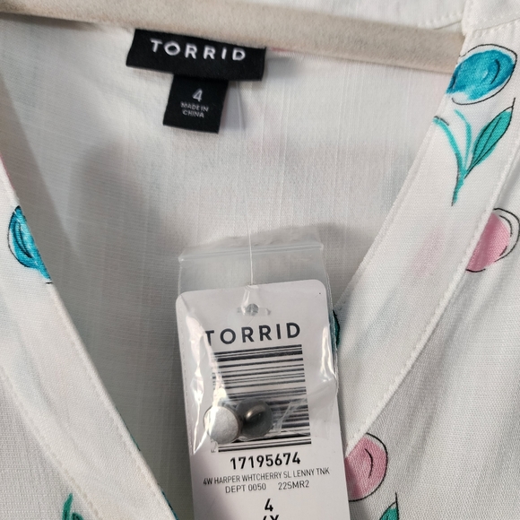 Torrid Harper Rayon Slub Pullover‎ Cherry Print Sleeveless Top Size 4X NWT - Picture 10 of 10